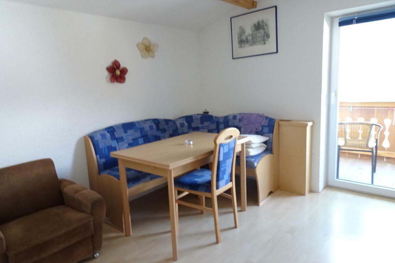 Haus Bergblick Apartamento Prägraten Exterior foto